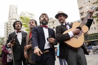 Inauguración de la Feria de la Primavera en la explanada de la Intendencia de Montevideo