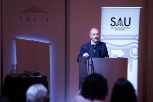 Presentación de cartillas de conservación patrimonial en el Teatro Solís