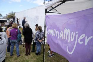 Intervención de Comuna Mujer 17 en la Terminal de Ómnibus del Cerro