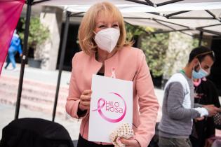 Actividad « Tejiendo Sororidad » en el marco del Día Mundial contra el Cáncer de Mama Actividad « Tejiendo Sororidad » en el marco del Día Mundial contra el Cáncer de Mama