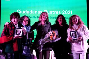 Declaración de Ciudadanas Ilustres en Plaza las Pioneras