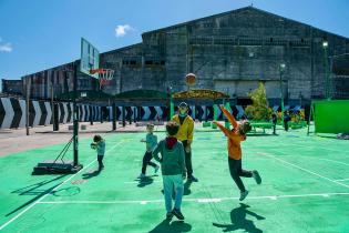 Clínica de Basket en el Mercado Modelo