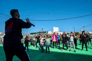  Clase de Zumba en el Mercado Modelo