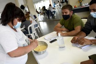 Taller de Cocina Uruguay en el Salón Comunal Elena Graña