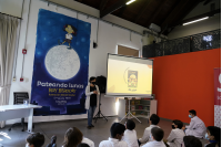 Actividad en la biblioteca María Stagnero de Munar en el marco de los 30 años del libro &quot;Pateando Lunas&quot;