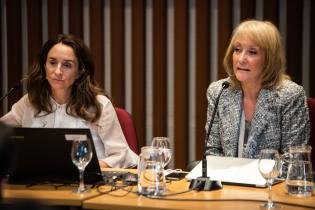 Intendenta de Montevideo participa de panel "Desperdicios de alimentos en Uruguay" en la Universidad Católica del Uruguay