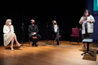 Declaración de Ciudadano y Ciudadana Ilustre a Gustavo Casenave y Virginia Barranguet en el Teatro Solís