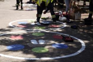 Pintada de sellos ABC en el Mercado Agrícola de Montevideo