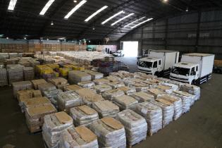 Acopio de alimentos y utensillios de cocina para ollas populares en el marco del Plan ABC Acopio de alimentos y utensillios de cocina para ollas populares en el marco del Plan ABC