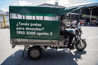Entrega de motocarros y adopción de caballos Entrega de motocarros y adopción de caballos