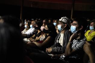 Presentación de la Comedia Nacional en el Teatro Florencio Sánchez de Paysandú 