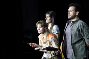 Presentación de la Comedia Nacional en el Teatro Florencio Sánchez de Paysandú 