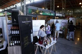 Recorrida por el Mercado del Vino en el Mercado Agrícola de Montevideo Recorrida por el Mercado del Vino en el Mercado Agrícola de Montevideo