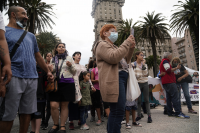 Cierre de la feria Montevideo Sin Barreras en la Plaza Independencia
