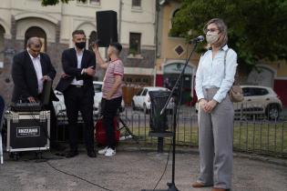 Inauguracion de busto en plazoleta Anita Garibaldi