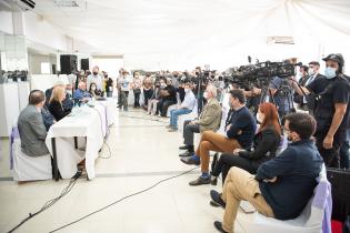 Anuncio de DAECPU referido al Concurso Oficial de Carnaval 2022 Anuncio de DAECPU referido al Concurso Oficial de Carnaval 2022
