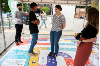 Actividades en la explanada de la Intendencia de Montevideo en el marco del Día de los Derechos Humanos