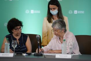 Firma de Convenio entre la Intendencia de Montevideo y la CUDECOOP Firma de Convenio entre la Intendencia de Montevideo y la CUDECOOP