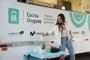 Taller de Cocina Uruguay en la feria Arte 5 de Trouville