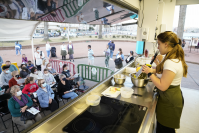 Taller de Cocina Uruguay en la feria Arte 5 de Trouville