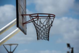 Preparativo de cancha para torneo Jr. NBA