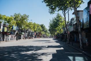 Operativo de limpieza en feria vía blanca de Reyes en la Avenida 8 de octubre Operativo de limpieza en feria vía blanca de Reyes en la Avenida 8 de octubre