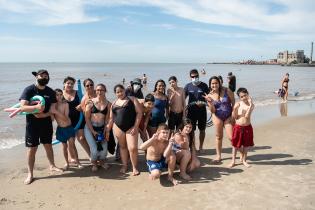 Actividades físicas, deportivas y recreativas para personas con discapacidad en la Playa del Cerro