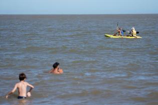 Deportes náuticos en Escuela de Mar de Playa Honda