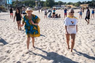 Actividades físicas y gimnasia para personas mayores en Playa Ramírez