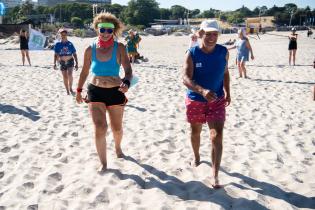 Actividades físicas y gimnasia para personas mayores en Playa Ramírez