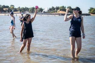 Actividades físicas y gimnasia para personas mayores en Playa Ramírez