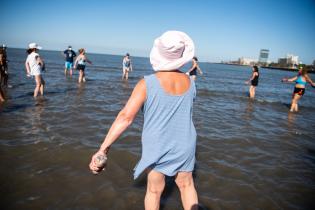 Actividades físicas y gimnasia para personas mayores en Playa Ramírez