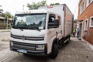 Preparativos para la donación de colchones y elementos de limpieza en el CECOED