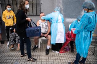 Jornada de vacunación por covid-19 en Feria de Flor de Maroñas