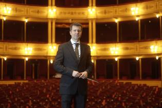 Martin Garcia, director de la Orquesta Filarmónica de Montevideo Martin Garcia, director de la Orquesta Filarmónica de Montevideo