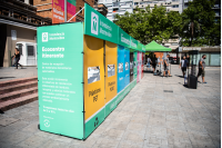 Instalación de Ecocentro itinerante en la Explanada de la Intendencia de Montevideo por el programa &quot;Montevideo más Verde&quot;