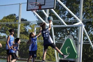 Partido de la Conferencia Oeste del Torneo Jr. NBA en Paso de las Duranas