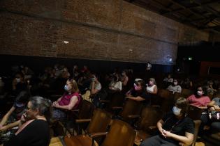 Reunión con representantes y referentes de los municipios A y G para la elaboración de la estrategia de igualdad de género de Montevideo Reunión con representantes y referentes de los municipios A y G para la elaboración de la estrategia de igualdad de género de Montevideo