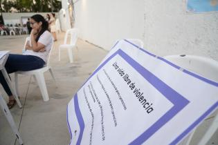 Reunión con representantes y referentes de los municipios A y G para la elaboración de la estrategia de igualdad de género de Montevideo Reunión con representantes y referentes de los municipios A y G para la elaboración de la estrategia de igualdad de género de Montevideo