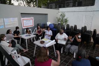 Reunión con representantes y referentes de los municipios A y G para la elaboración de la estrategia de igualdad de género de Montevideo Reunión con representantes y referentes de los municipios A y G para la elaboración de la estrategia de igualdad de género de Montevideo