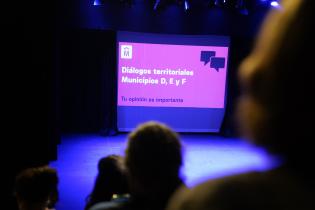 Reunión con representantes y referentes de los municipios D, E y F para la elaboración de la estrategia de igualdad de género de Montevideo Reunión con representantes y referentes de los municipios D, E y F para la elaboración de la estrategia de igualdad de género de Montevideo