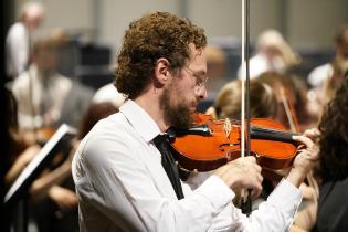 Primer concierto de la temporada de la Orquesta Filarmónica de Montevideo en el Teatro Solís