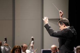 Primer concierto de la temporada de la Orquesta Filarmónica de Montevideo en el Teatro Solís