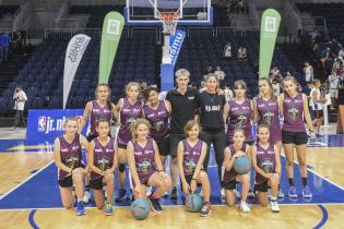 Entrenadora Victoria Pereyra del Cleveland Cavalliers del torneo Jr. NBA 