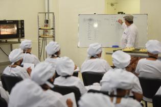 Finalización de curso del Fondo por Más en el Centro Industrial Panaderos Finalización de curso del Fondo por Más en el Centro Industrial Panaderos