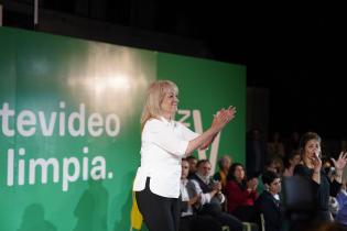 Intendenta de Montevideo Carolina Cosse presenta el Plan V de saneamiento y limpieza Intendenta de Montevideo Carolina Cosse presenta el Plan V de saneamiento y limpieza