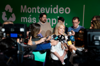 Intendenta de Montevideo Carolina Cosse presenta el Plan V de saneamiento y limpieza