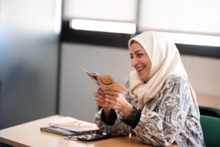 Espacio de conversación para personas migrantes en el Centro de formación y Estudios de la Intendencia de Montevideo