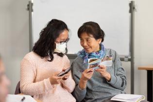 Espacio de conversación para personas migrantes en el Centro de formación y Estudios de la Intendencia de Montevideo