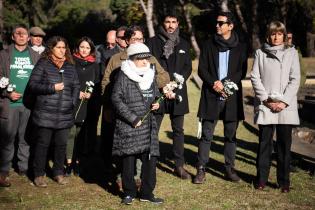 Homenaje a personas detenidas desaparecidas durante la última dictadura en el Memorial de los Detenidos Desaparecidos 